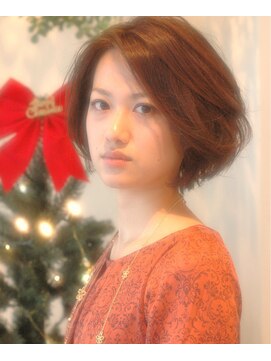 美容室 スタジアム(Stadium) 前下がりグラボブ＋レイヤー