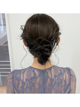 キー(kii) ヘアセット　ヘアアレンジ　福岡　天神　薬院　今泉　20代