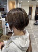 レディースショート×ハイライトベージュカラー