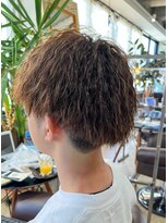 ビハインドザカーテン(BEHIND THE CURTAIN)&nbsp;ツーブロック×ツイストパーマ