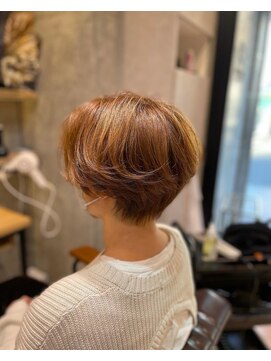 レガロ 北口店(REGALO) センターパート/前髪なしショート×カッパーブラウン/40代50代