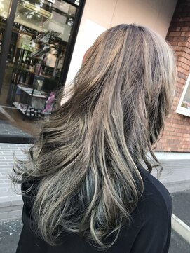 ヘアルーム クオーレ(hair room Cuore) デザインカラー