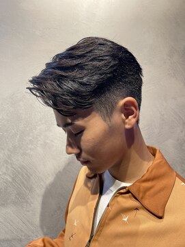 ギヴヘアインダストリー(Give hair industry) ローフェード×ニュアンスパーマ