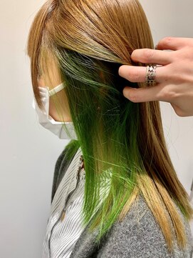 アズールサン 草加西口店(azule-sun) イヤリングカラー、エメラルドグリーン,春カラー【草加】