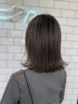 ヘアーシー(HAIR C,) ［HAIR C shoichi］大人グレージュ外はねボブ