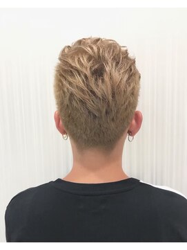 ビスイル 秋葉原店(Vis ill) メンズライクミニウルフショート