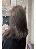 ワンカールレイヤー×オリーブグレージュ