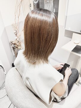 ルアナ 梅田店(Luana) 【Luana茶屋町】まとまる艶ボブ×髪質改善.NANA
