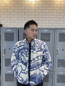 フランクスバーバーリベラルド 横浜(FRANK'S BARBER LIBERALD) テーパーフェード/スパイキースタイルU