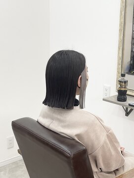 ホンネ(honne.) イヤリングカラー×ホワイトシルバー