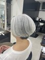 アイズ 本厚木(AIZU)&nbsp;ショート 白髪 白髪ぼかし 白髪ぼかしハイライト 本厚木 本厚木