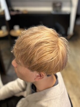 エクファ ヘア リゾート 大津 瀬田店(ex-fa hair resort) イメチェン/ホワイトブロンド/外ハネボブ/美髪/大津/瀬田