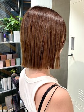 ミィ 浦和(mee) 透明感カラー ボブ 前髪 ショート カラー ブリーチ&ダブルカラー