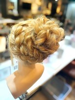 ニーゴーイチ  栄 錦店(251)&nbsp;お団子ヘア