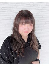 カラープラス 各務原店 MARIE