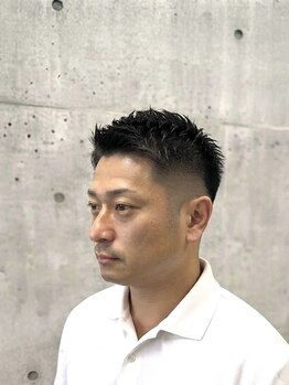 メンズエープラス 大野城 春日原(men’s A+plus)の写真/忙しい日常に洗練を。経験豊富な技術で、好印象が続く再現性の高いヘアースタイルを叶えます。