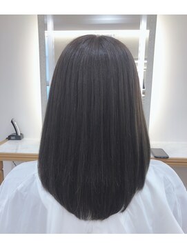 テイスティ プライム(tasty prime) 透明感のあるカーキアッシュカラー ♪