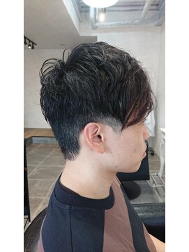 あるろう 前髪長めショート