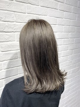 ヘア スパ ビューティー エールフォルム(HAIR SPA BEAUTY YELLFORME) グレージュ