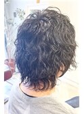 ウルフ波巻きパーマ