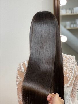 アールサロンギンザ(Rr SALON GINZA) R.HASクリスタルtreatment