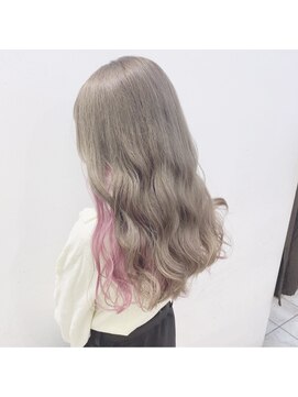 ユニ(Uni.) ハイトーンベージュ×インナーピンク