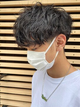 ニアウ 伊勢崎連取店(Niau) 波巻きスパイラルパーマツイストスパイラルパーマメンズマッシュ