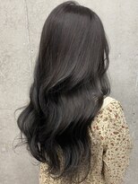 ミリィバイアヤラ 船橋店(MIRYI by ayala)&nbsp;【Rico】ワンカラーでつくる透明感グレー