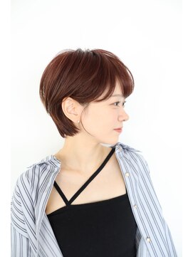 メモリーズ 表参道(Memories) 30代40代50代耳かけショート前髪なしハンサムショート白髪ぼかし