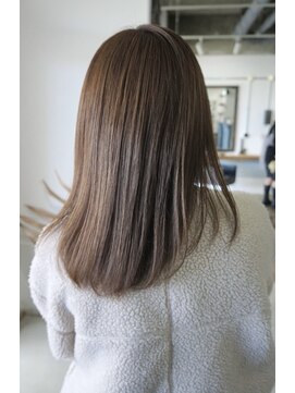 クイン(qin) ブリーチなしこっくりブラウンベージュ