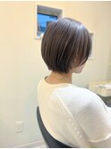 丸みショートにミルクティーグレージュ
