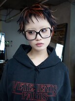 ギークス(GEEKS)&nbsp;【GEEKS渋谷】バズカット/デザインカラー/ピクシーカット/オン眉