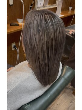 ヘアーサロン アトリエ(Hair salon ATORIE) セミロングレイヤーブリーチカラーシャドウルーツ