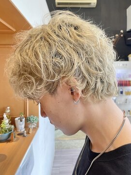 ワイボンドヘアー(Y bond hair) メンズ/フェード/ツーブロック/メンズカット/マッシュ