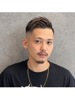 フジヤマバーバーショップ アジト(FUJIYAMA BARBER SHOP ajito)&nbsp;スキンフェード×ハイライトショート メンズ/明石/西明石/大久保