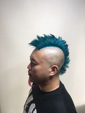 ゾーマ(ZOUMA) ターコイズカラーのモヒカン! TRICKSTYLE☆