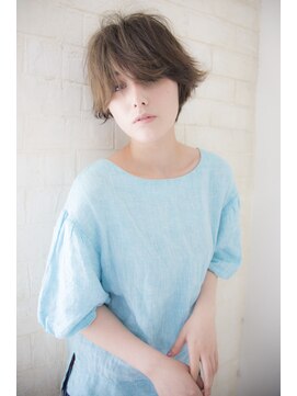 ガーランド (Garland) [Garland/表参道]☆エアリーな透け感ニュアンスショート☆