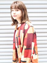 サバービア(suburbia) 『カット+ファストブリーチ+ホワイトグレージュ』