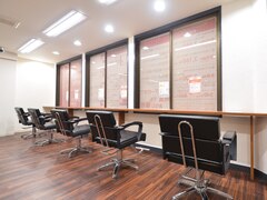 pro elegant color ヘアカラー専門店 武蔵新城店