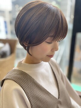 ヌード(NUDE) 「NUDE」#大人かわいい ひし形シルエット ベージュ ショートボブ