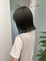 トゥーリ 薬院店(tuuli)&nbsp;tuuli miyu 地毛風アッシュ切りっぱなしボブ/20代30代40代50代