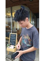 ブロッサム ひばりヶ丘(Blossom) スパイキーショートパーマビジネスヘアセンターパートコンマヘア