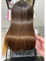 ビート(Beat)&nbsp;カラーによるパサつきと広がりにsins式酸性ストレート