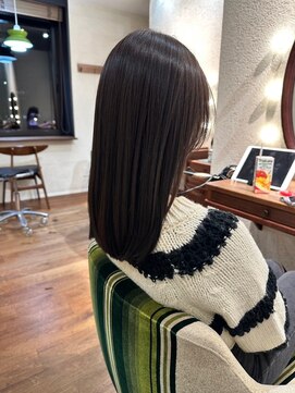 エルサフィロ キタハマ(el zafiro kitahama) 20×30×40代×透明感×艶感×髪質改善×アッシュベージュ