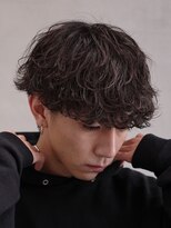 フィフス トウキョウ (fifth TOKYO) 渋谷メンズマッシュウルフカット緩めシャドウパーマ波巻きパーマ