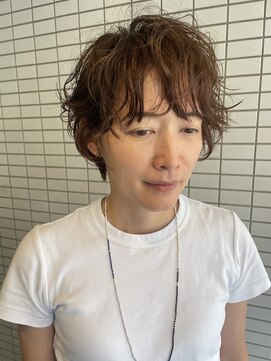ヘアアンドスペース ベロン(hair&space velon) ショートヘアパーマ