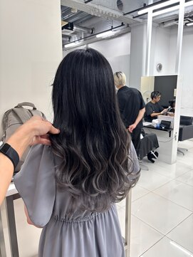 アライブ ハラジュク(ALIVE harajuku) 【ALIVE 夕貴】シルバーグラデーションカラー