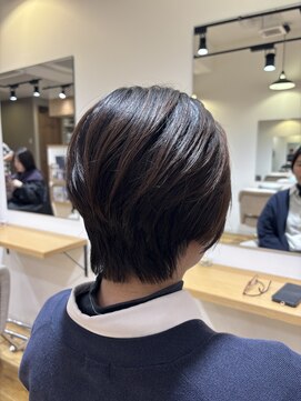 ジーナ(ZINA) 前下がりショート