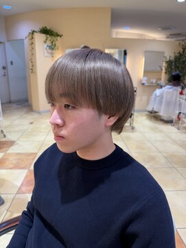 シュヴー 西葛西(CHEVEUX) ブリーチで作る透明感ミルクティー