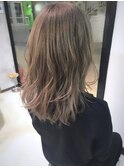 ホワイトミルクティーカラー